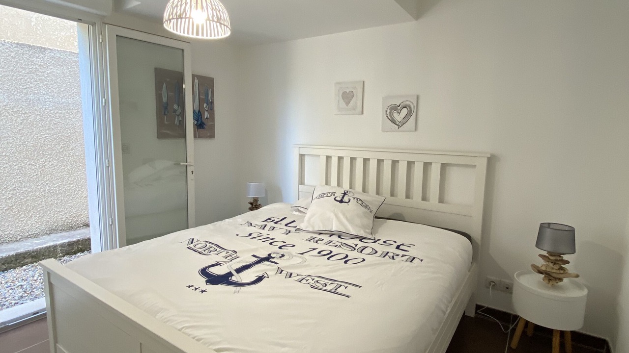 Photo of Bedroom in Cassis