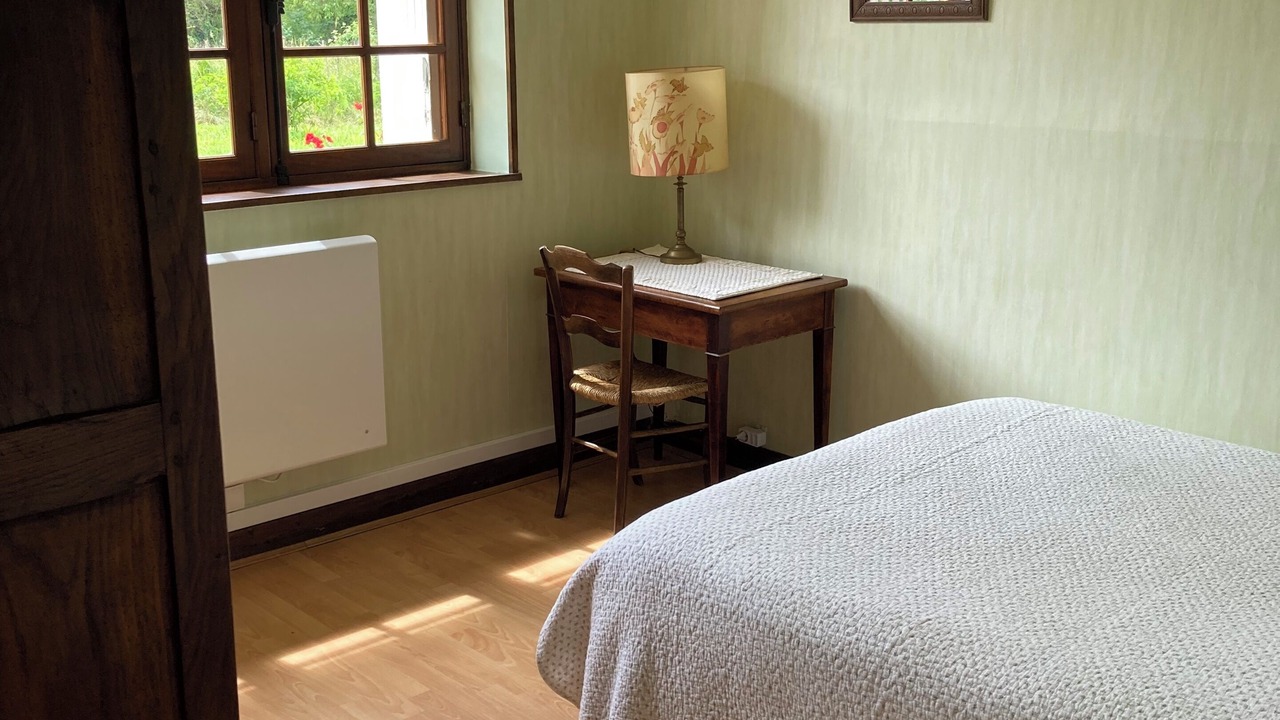 Photo of Bedroom in Armes