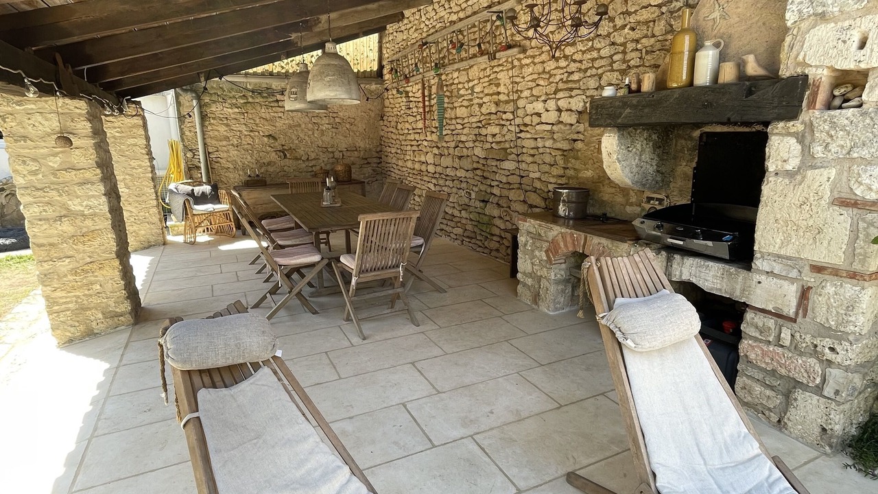Photo of Outdoor in Domino