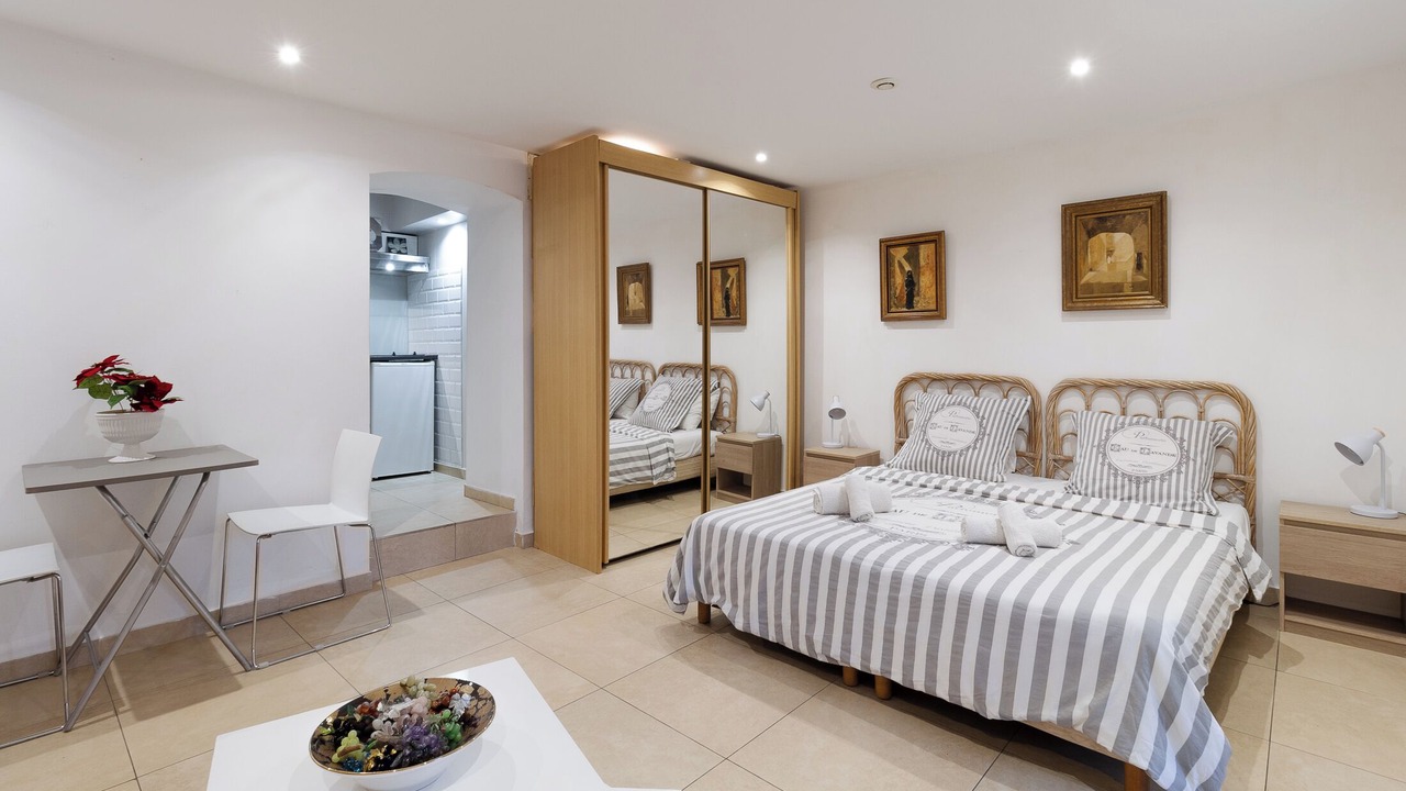Photo of Bedroom in Fabron