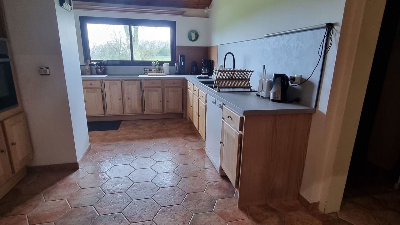 Photo of Kitchen in Naujan-et-Postiac