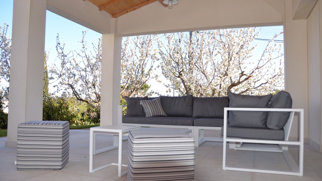 Photo of Patio Balcony in Malaucene