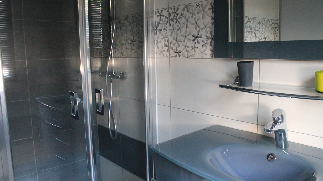 Photo of Bathroom in Puyloubier