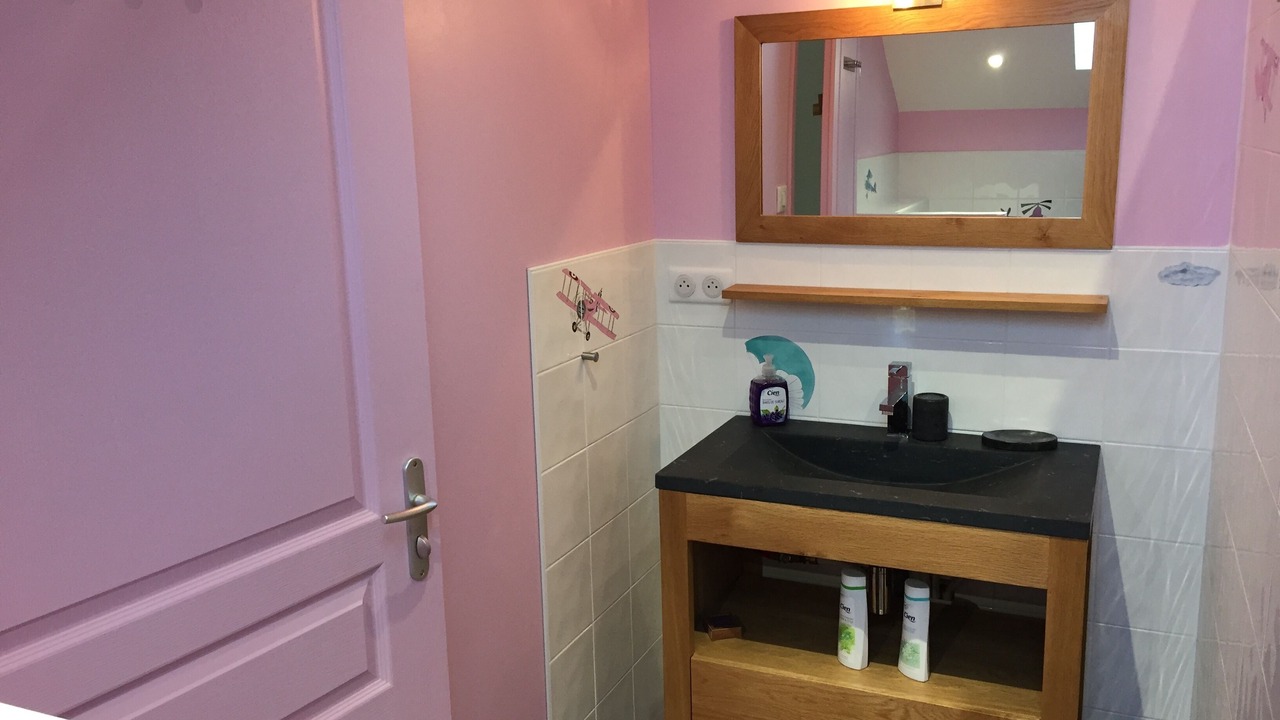 Photo of Bathroom in Remilly