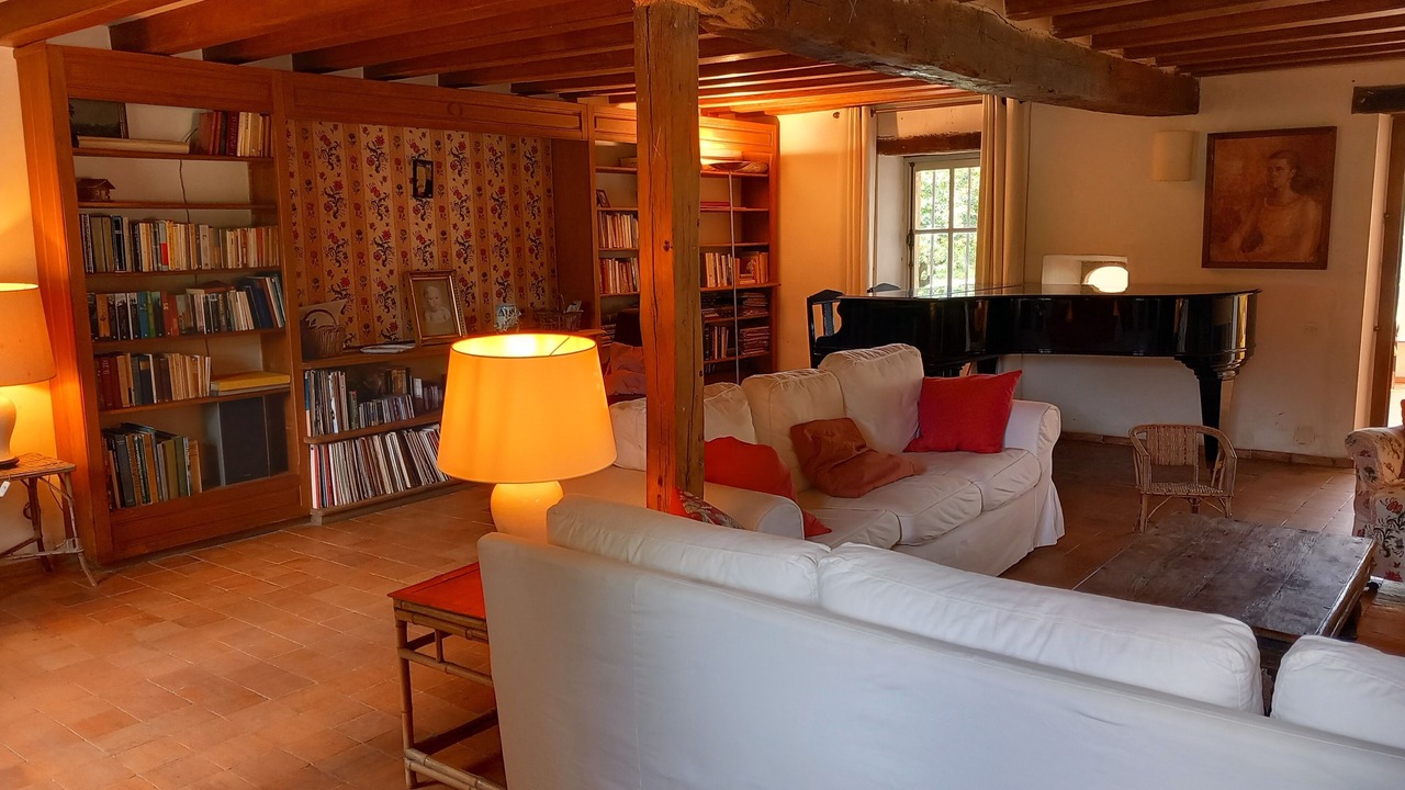 Photo of Livingroom in Saint-Benin-d'Azy