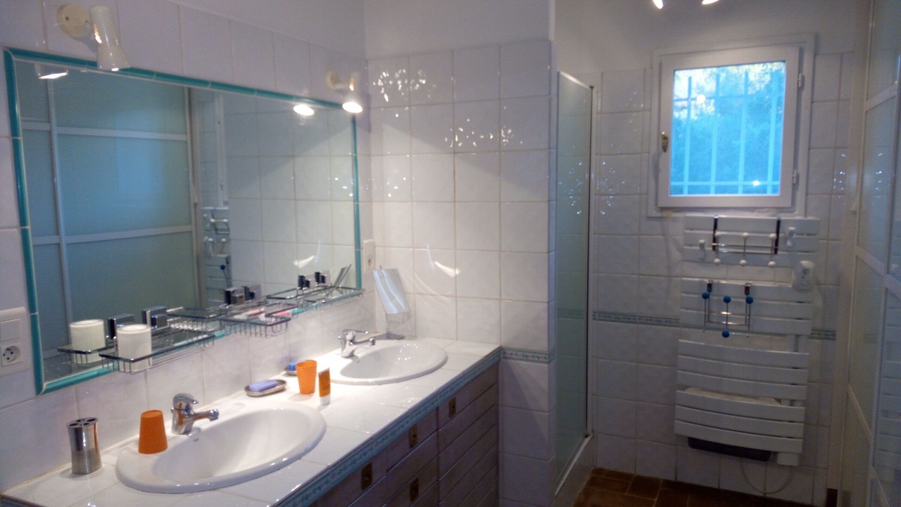 Photo of Bathroom in Fuveau