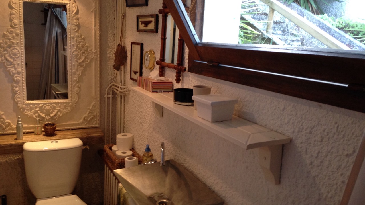Photo of Bathroom in L'Herbe