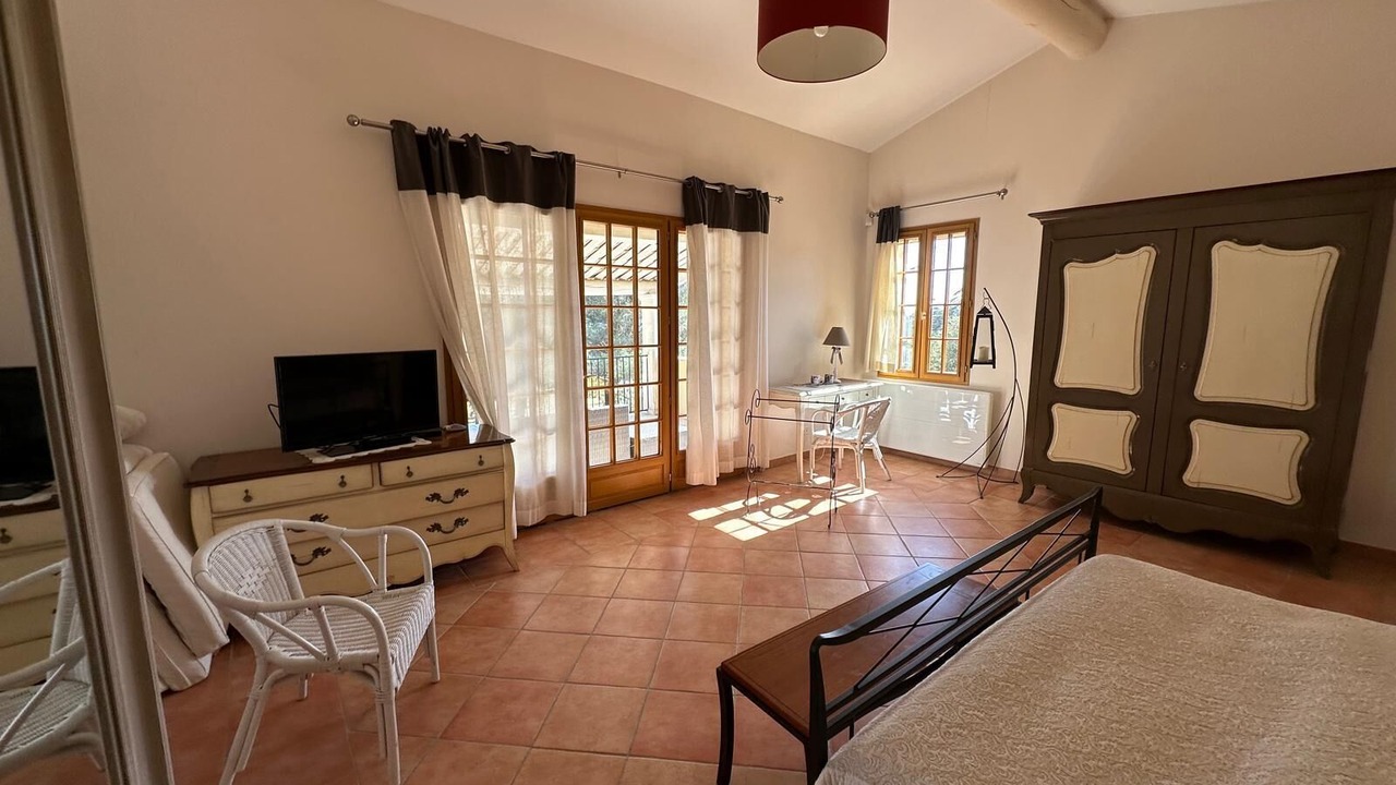 Photo of Bedroom in Cabrieres-d'Avignon