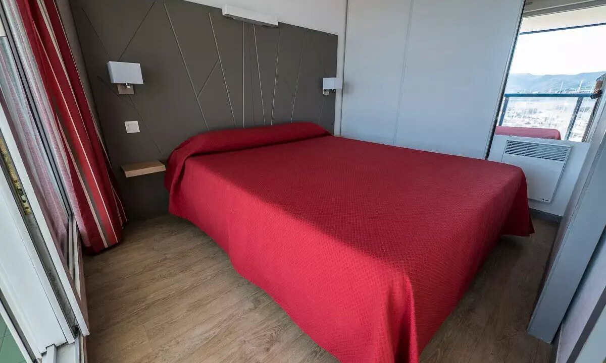 Photo of Bedroom in Hendaye