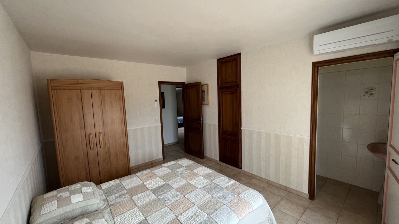 Photo of Bedroom in La Cadiere-d'Azur