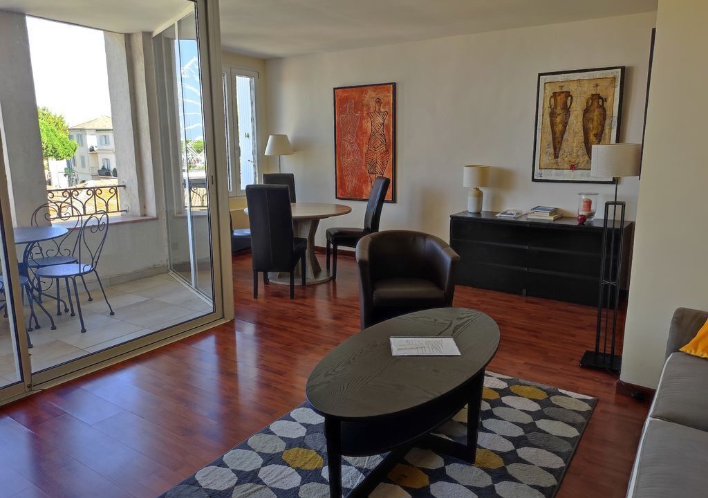 Photo of Livingroom in Antibes City Centre