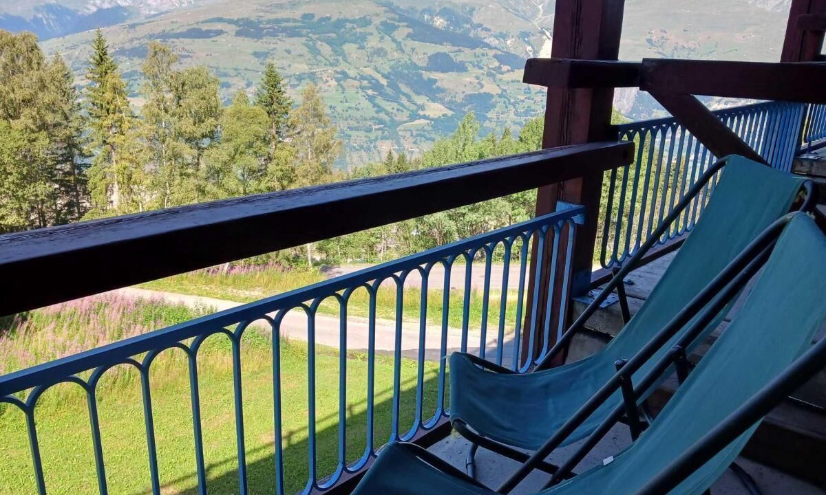 Photo of Outdoor in Arc-1800