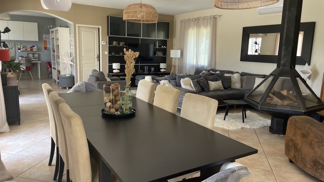 Photo of Livingroom in Trets