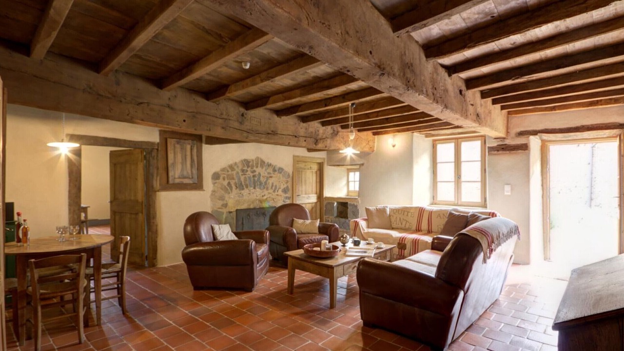 Photo of Livingroom in Saint-Just-la-Pendue