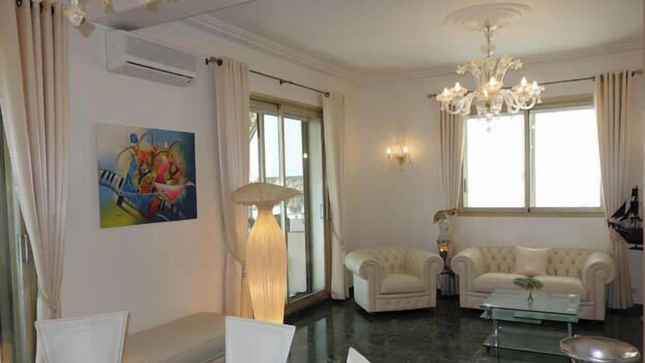 Photo of Livingroom in Les Baumettes