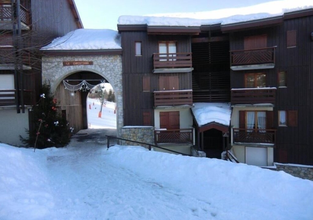 Photo of Buildings in Montalbert