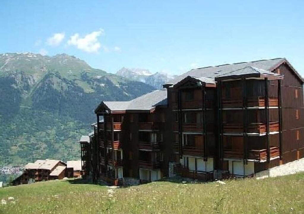 Photo of Buildings in Montalbert