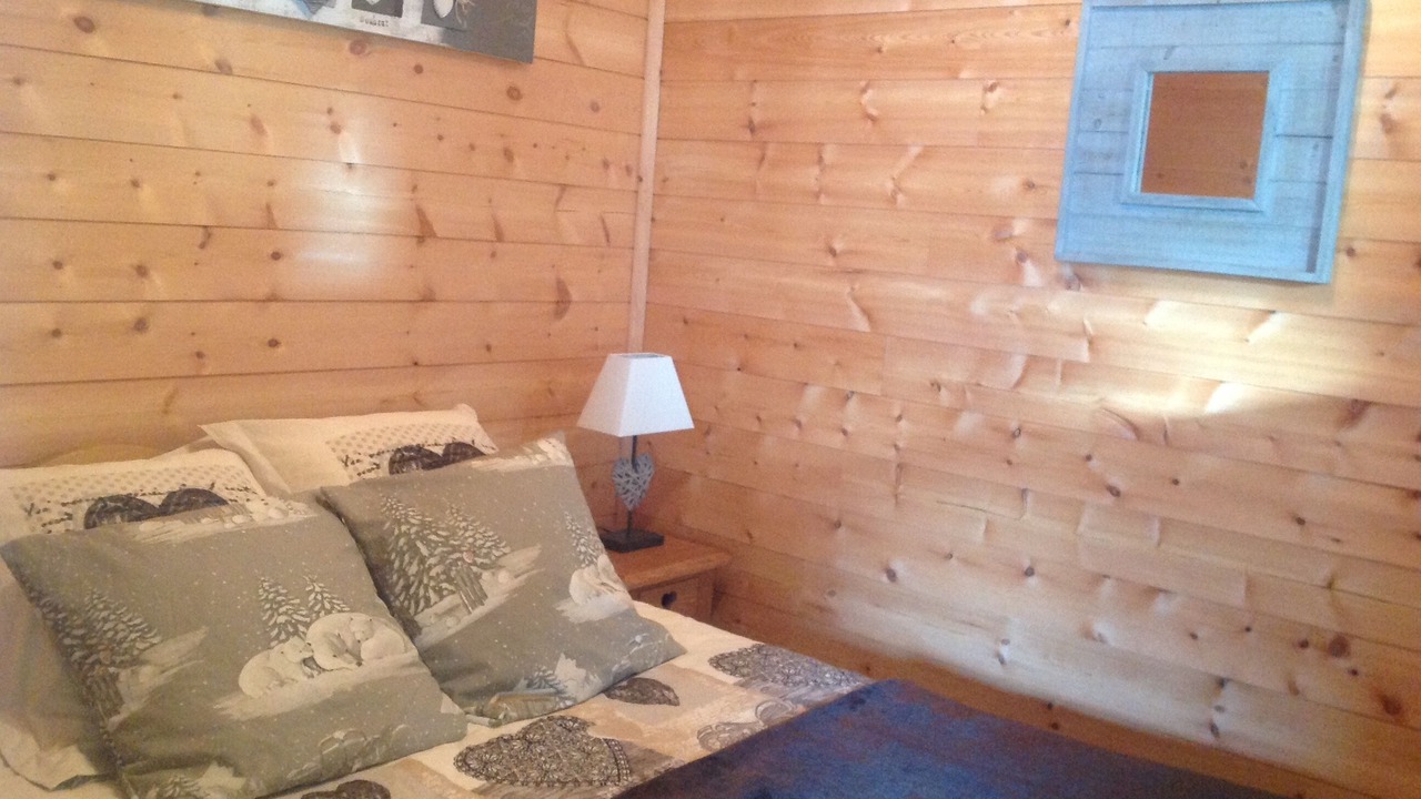 Photo of Bedroom in Allos