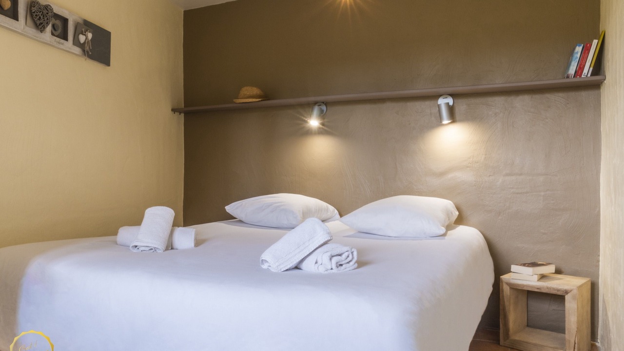 Photo of Bedroom in Paradou