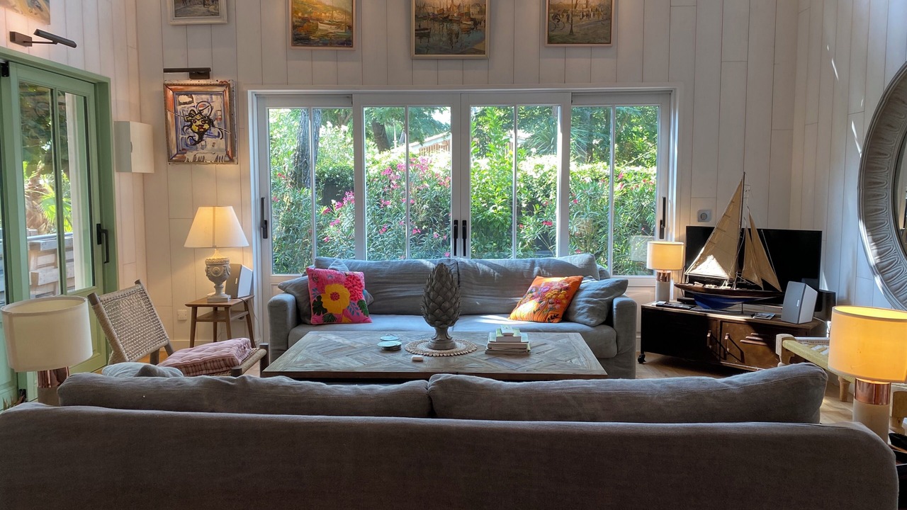 Photo of Livingroom in Cap-Ferret