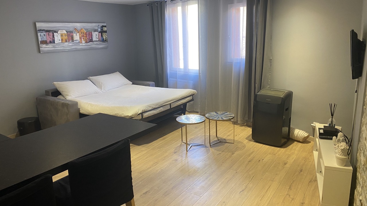 Photo of Bedroom in Old Town