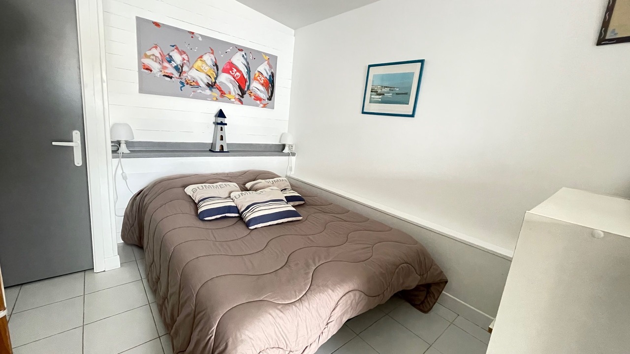 Photo of Bedroom in La Flotte