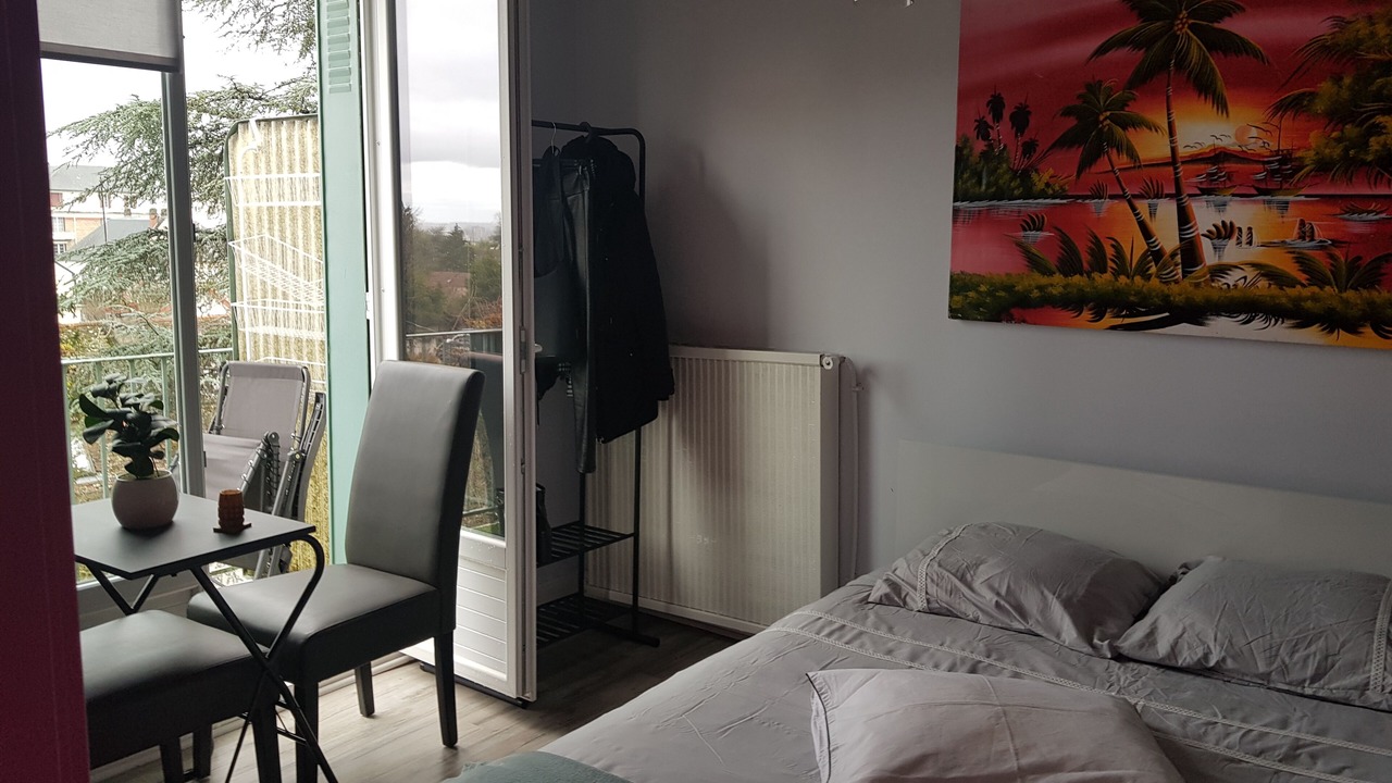 Photo of Bedroom in Nevers