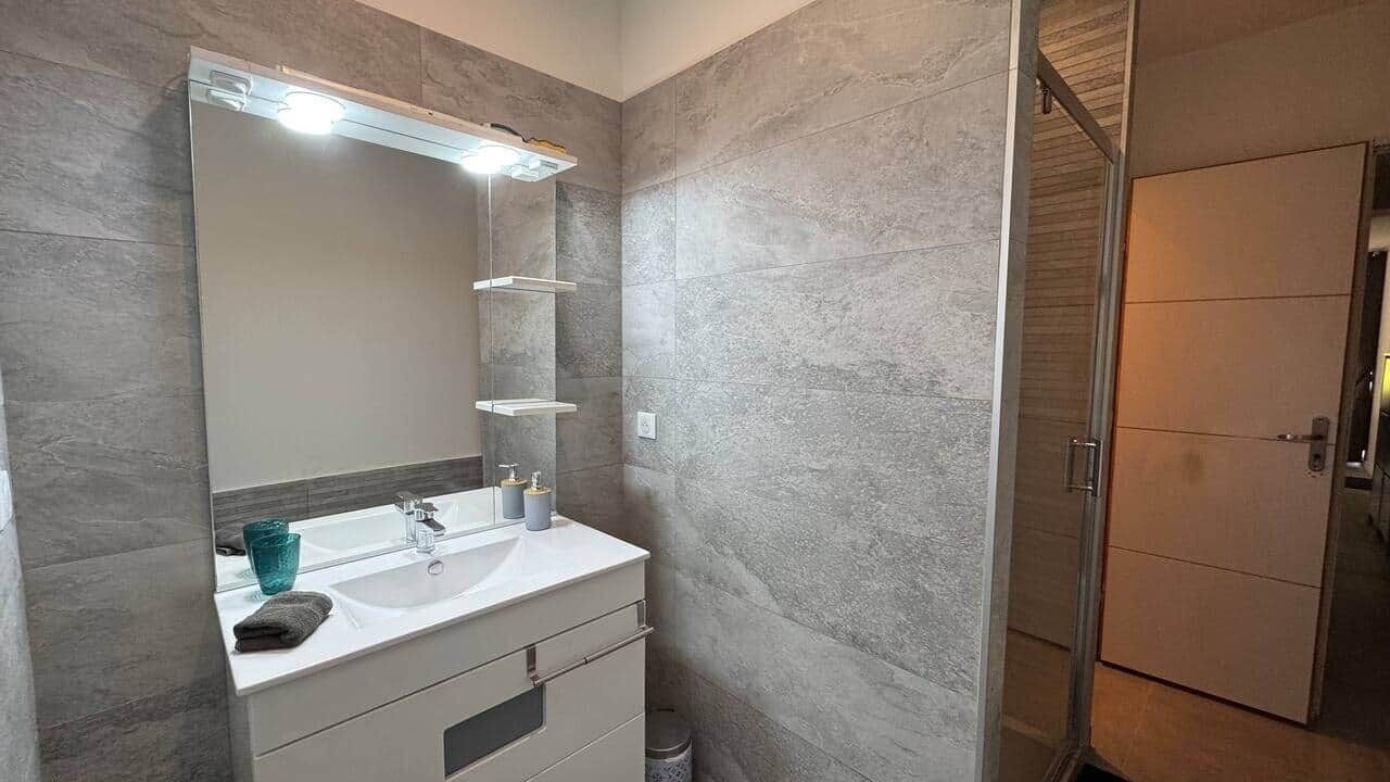 Photo of Bathroom in Ventabren