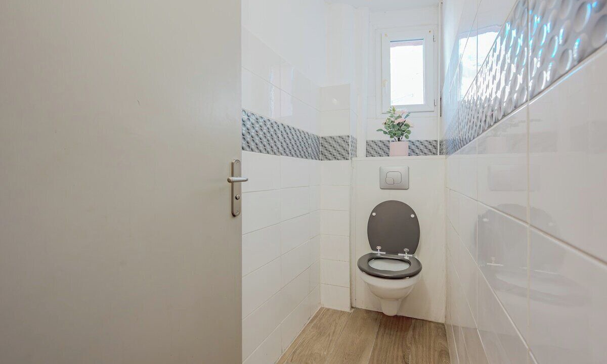 Photo of Bathroom in Le Mourillon
