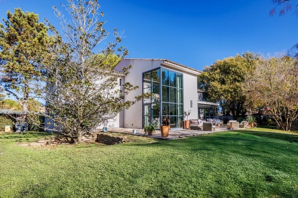Photo of Outdoor in Cabries