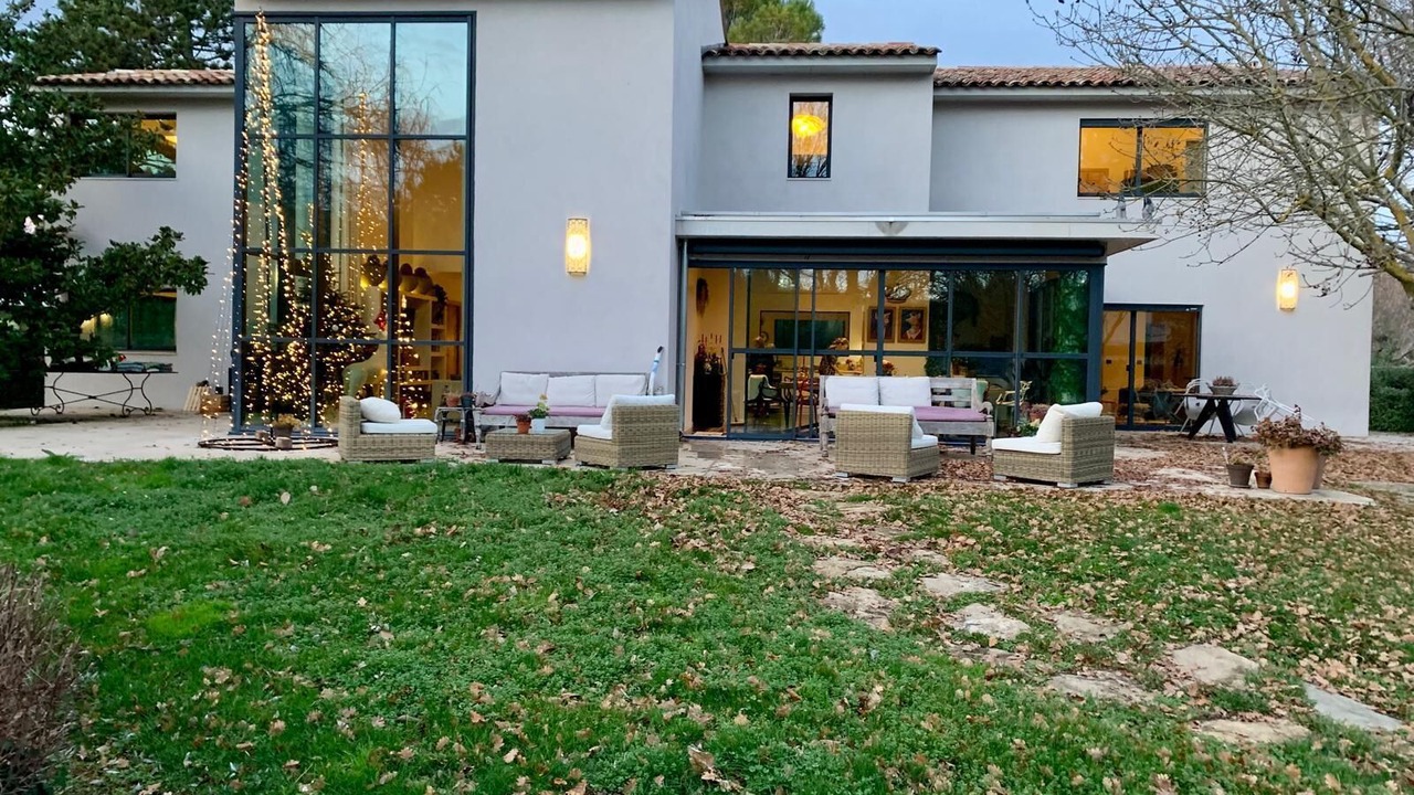 Photo of Outdoor in Cabries
