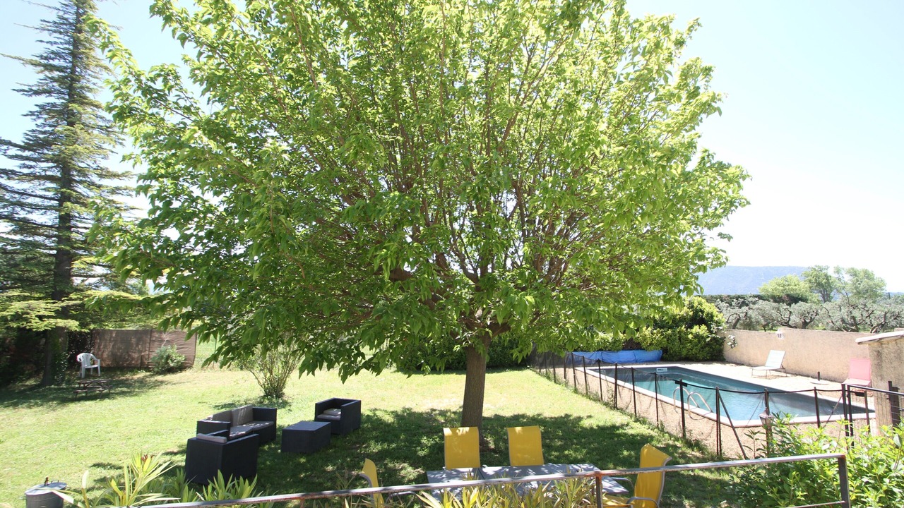 Photo of Outdoor in Cabrieres-d'Avignon