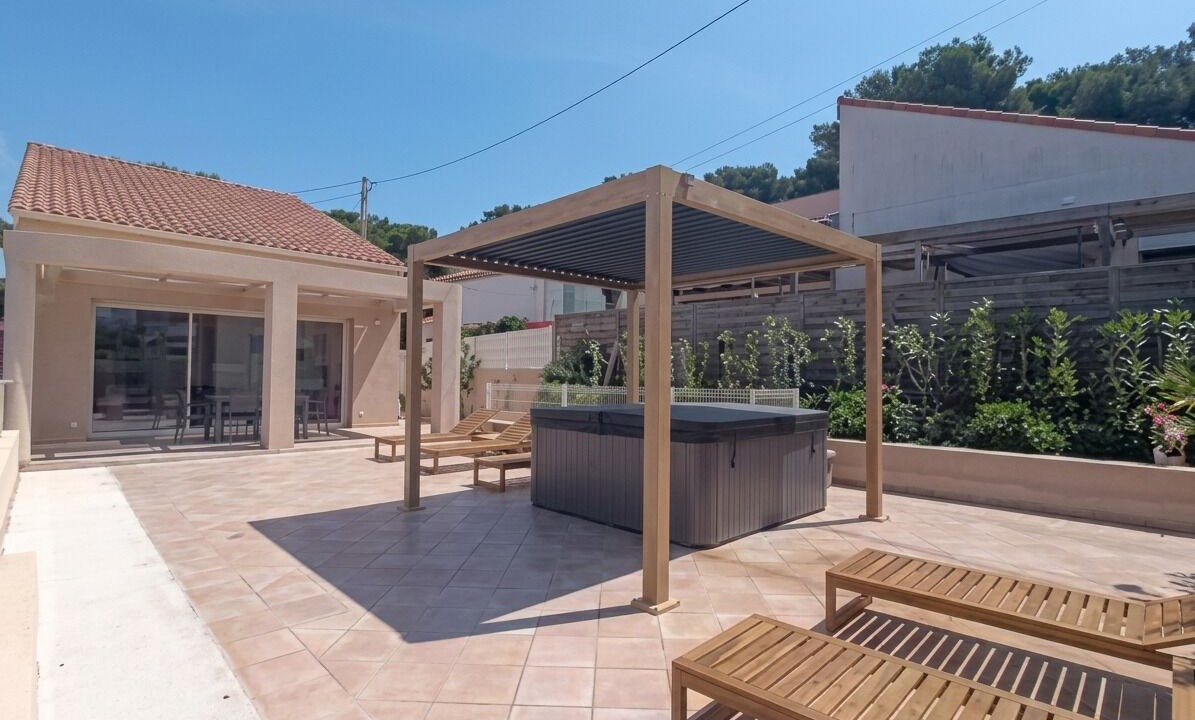 Photo of Patio Balcony in Les Sablettes