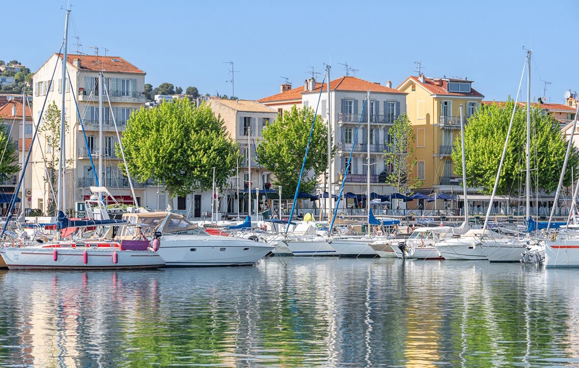 Photo of Others in Golfe Juan
