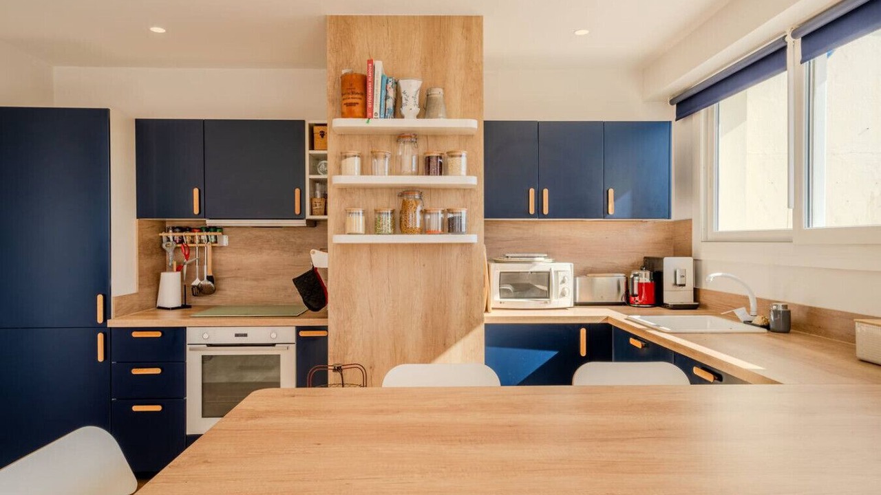 Photo of Kitchen in Prado - Republique