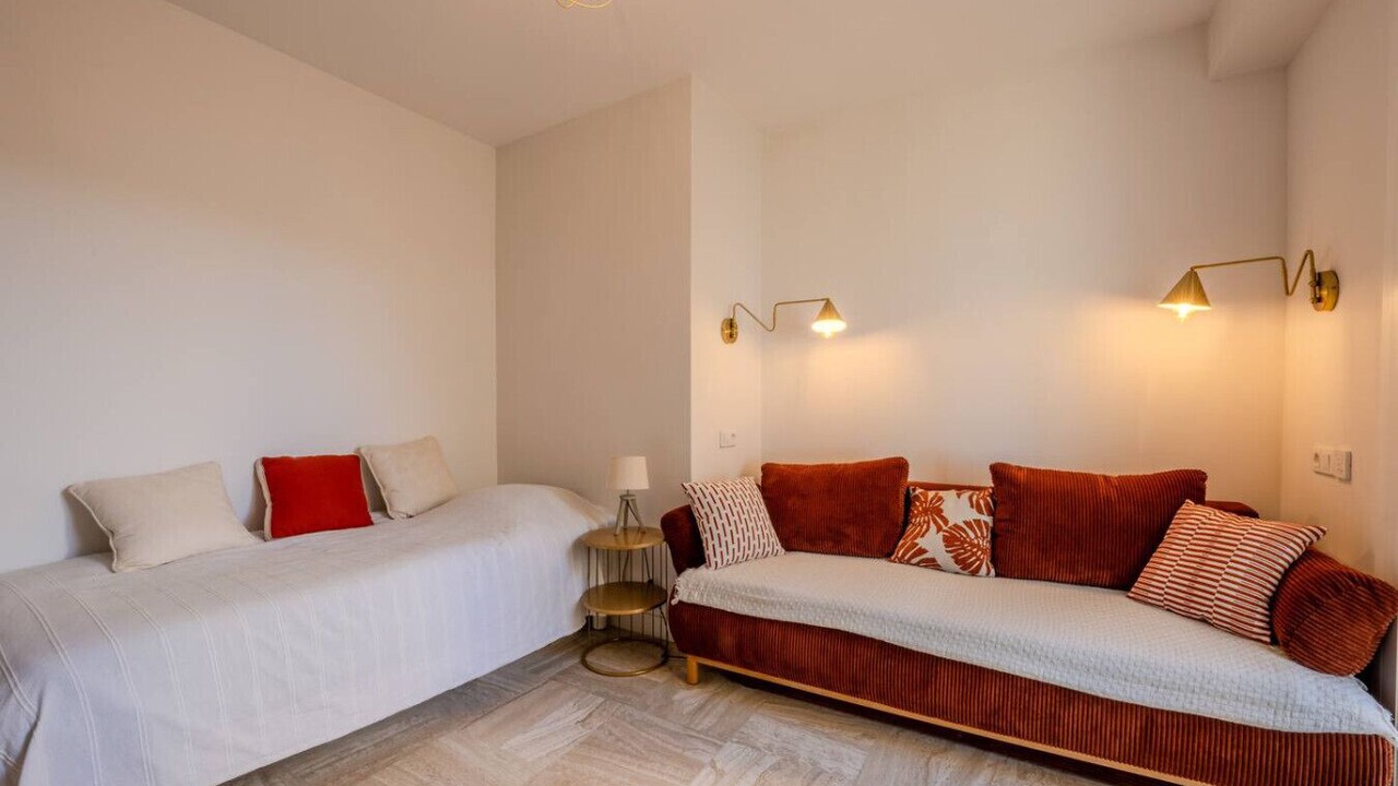 Photo of Bedroom in Prado - Republique