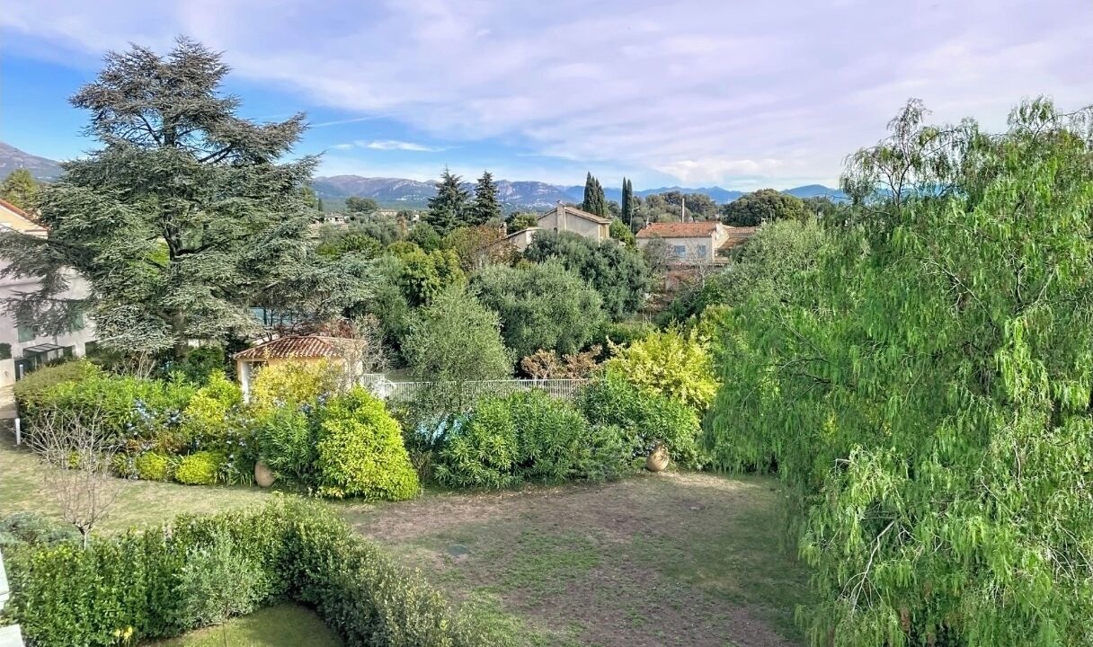 Photo of Outdoor in Les Maillans