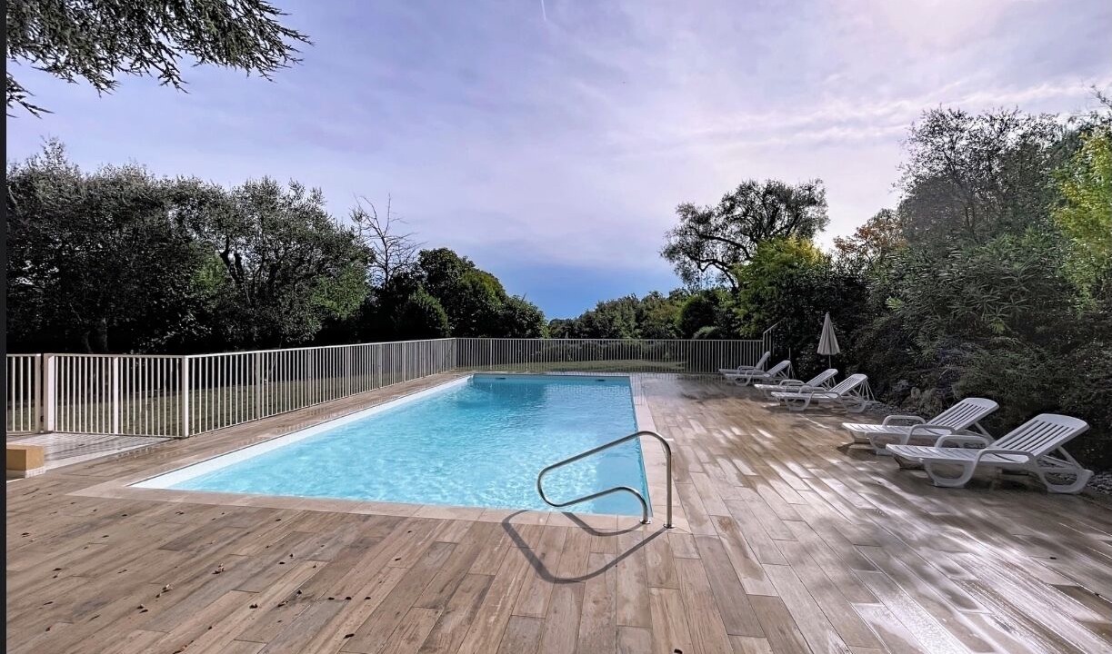 Photo of Outdoor in Les Maillans