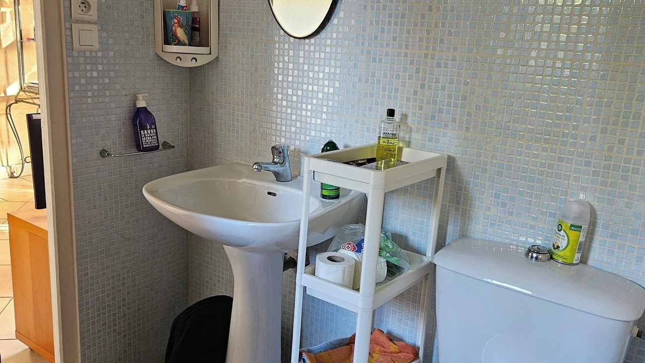 Photo of Bathroom in Comps