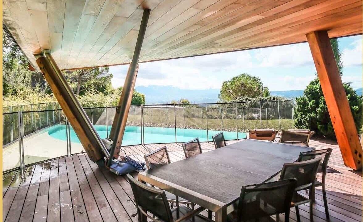 Photo of Outdoor in Cranves-Sales