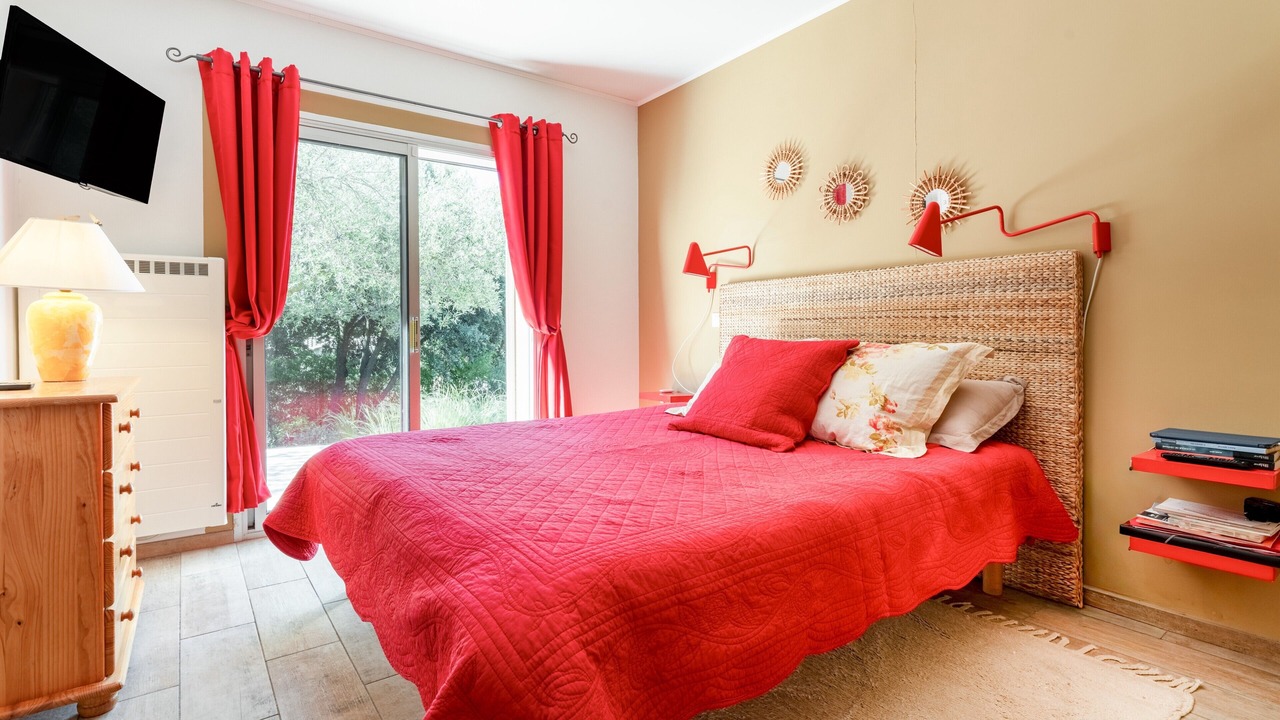 Photo of Bedroom in Eyragues
