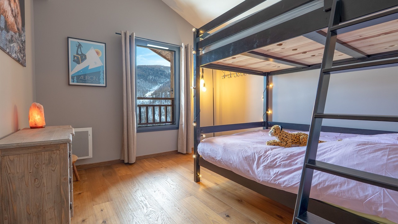 Photo of Bedroom in Saint-Etienne-de-Tinee