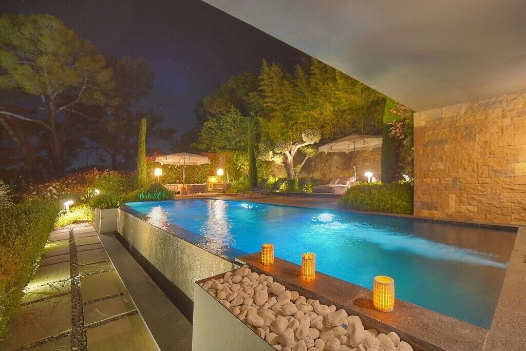 Photo of Outdoor in Mougins Town Centre