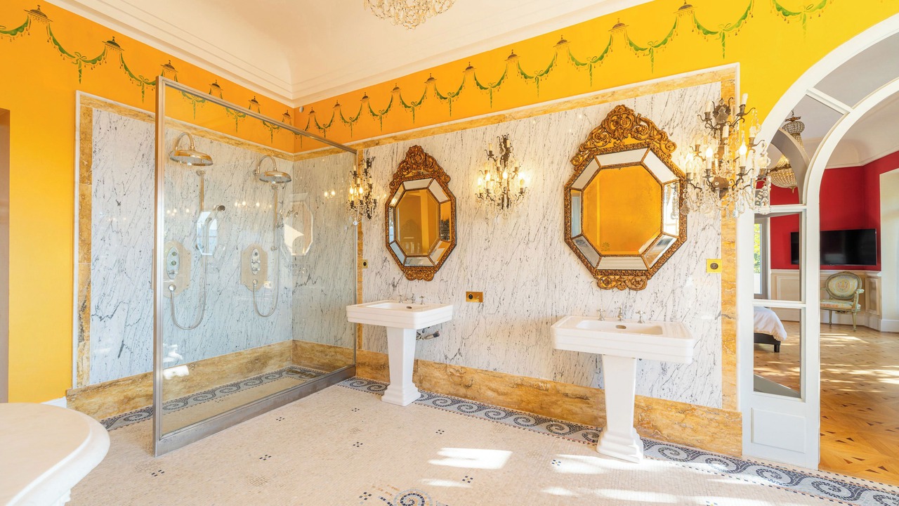 Photo of Bathroom in Cassis
