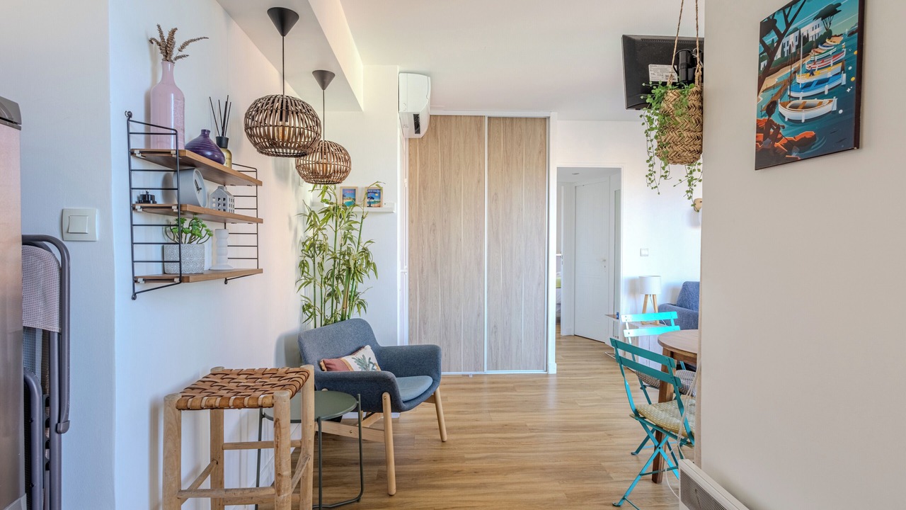 Photo of Livingroom in Antibes City Centre