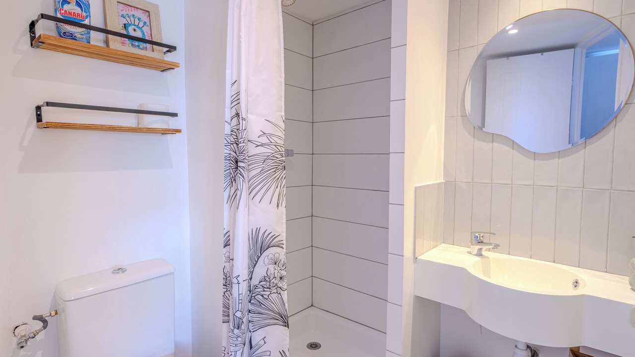 Photo of Bathroom in Antibes City Centre