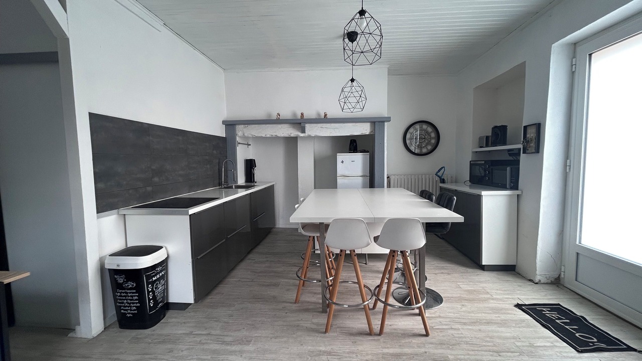 Photo of Kitchen in Saint-Martial-de-Nabirat