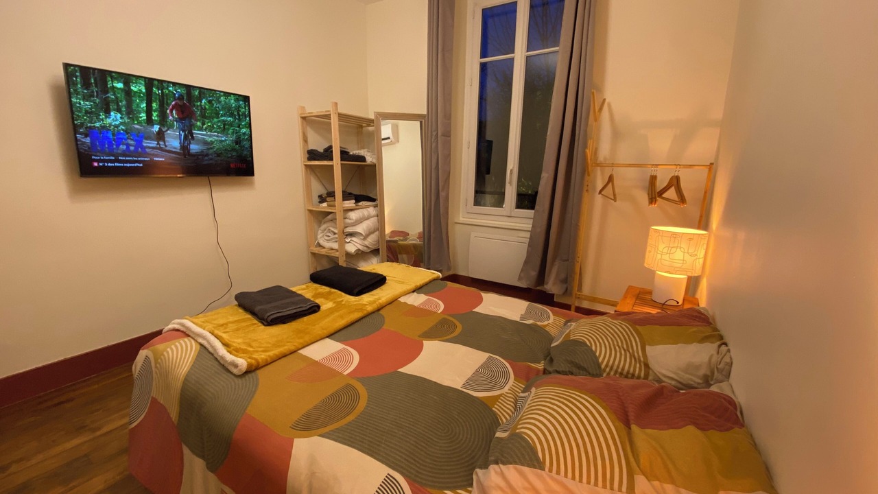 Photo of Bedroom in Nevers