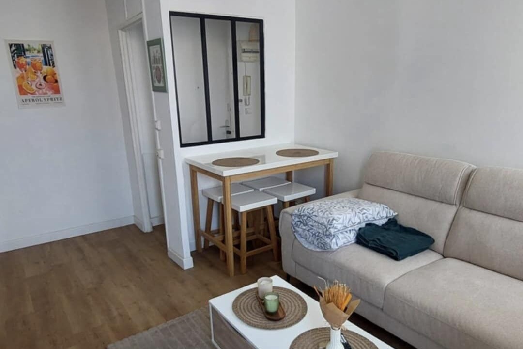 Photo of Livingroom in Opera