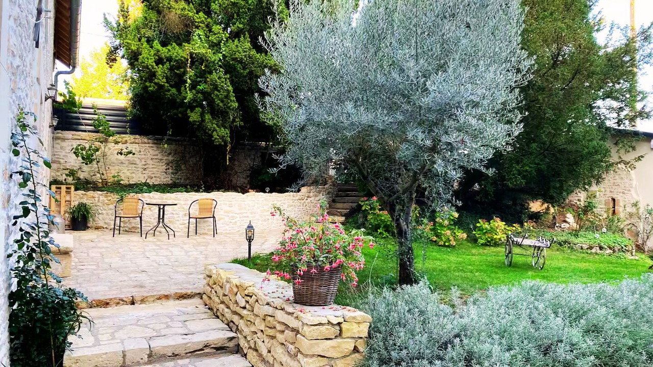 Photo of Outdoor in Varennes-Vauzelles